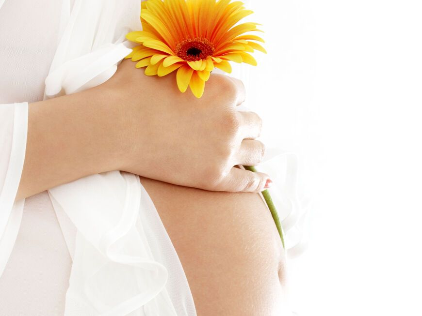 Schwangere Stars: Süße Babybäuche und Gefühlsachterbahnen