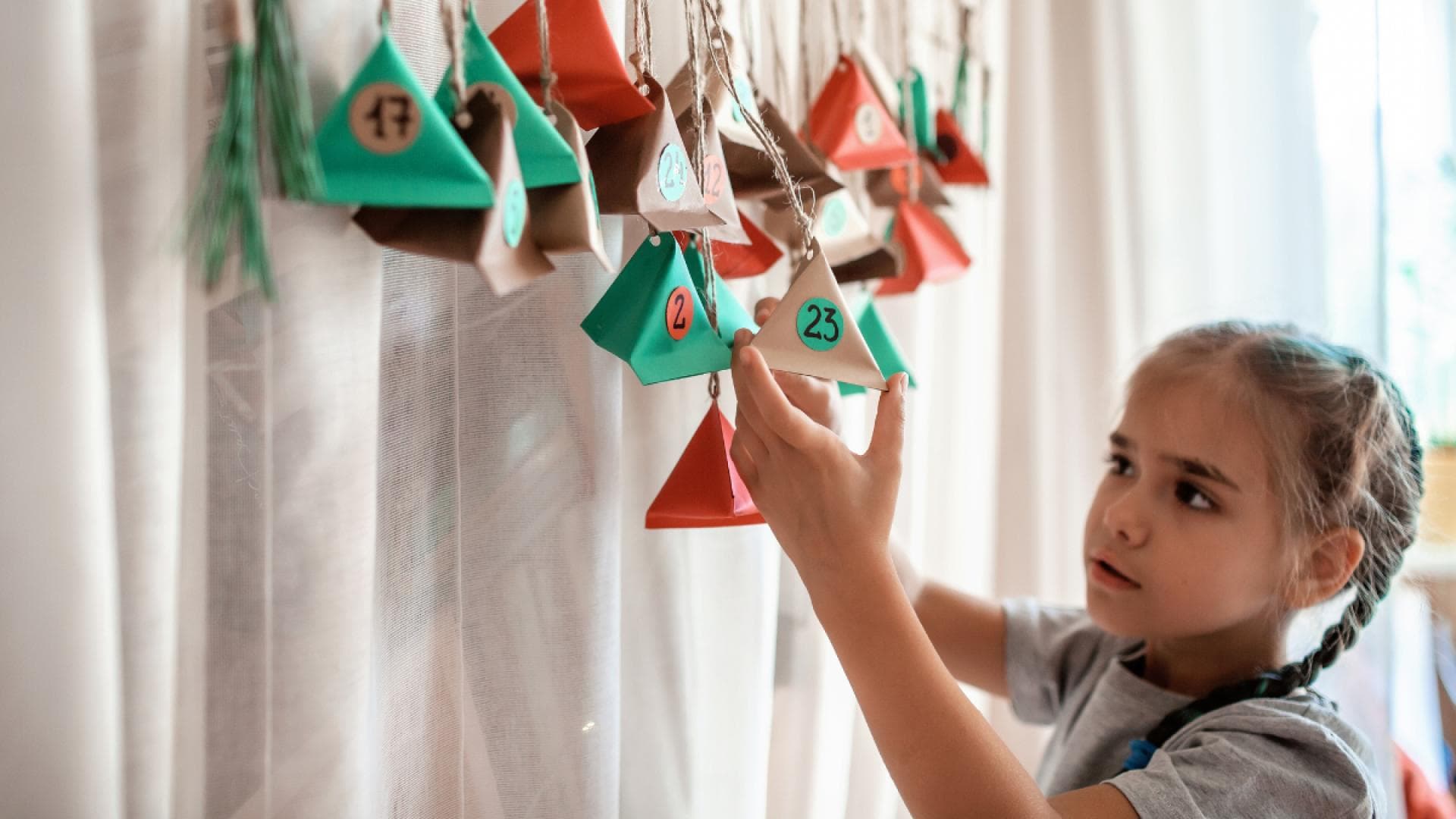 Adventskalender Für Kinder 2024: Die Schönsten Überraschungen Zum ...