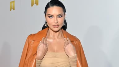 Adriana Lima mit Foxy Eyes