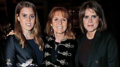 Sarah Ferguson mit ihren Töchtern Prinzessin Eugenie (r.) und Prinzessin Beatrice (l.).