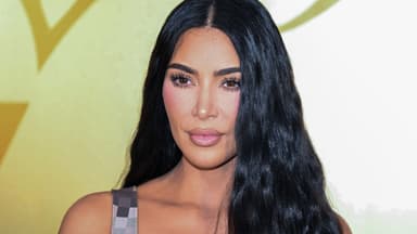 Kim Kardashian mit frischem Glow