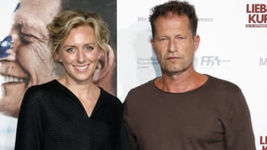 Franziska Machens und Til Schweiger stehen Arm in Arm