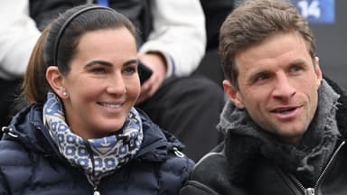 Lisa und Thomas Müller bei einer Sportveranstaltung