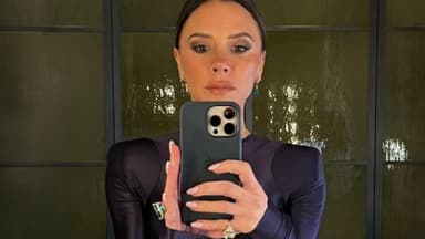 victoria-beckham selfie