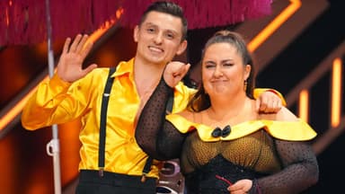 selfiesandra mit zsolt sandro cseke bei let's dance