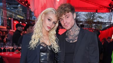 Samuel Dohmen und Daniela Djokic posieren zusammen