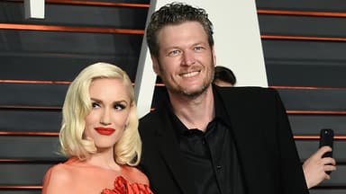 Gwen Stefani und Blake Shelton posieren zusammen