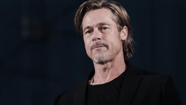 Brad Pitt presst seine Lippen zusammen