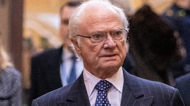 König Carl Gustaf von Schweden guckt ernst