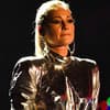 Helene Fischer guckt ernst