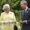 Queen Elizabeth und Prinz Charles als sie etwas jünger waren.