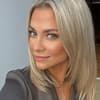 Valentina Pahde macht Selfie mit Sleek-Hair 