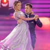 Patricija Ionel und Philipp Boy tanzen bei "Let's Dance" Walzer