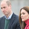 Prinz William und Prinzessin Kate schauen ernst