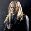 Helene Fischer guckt gequält im Regen