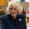 Queen Consort Camilla in einer Grundschule in Hamburg. 