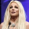 Britney Spears guckt verzweifelt