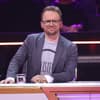 Ralf Schmitz mit Brille bei "The Masked Singer"