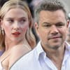 Scarlett Johansson sieht zur Seite, davor steht Matt Damon