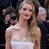 Rosie Huntington-Whitley mit Parfum