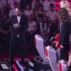 Giovanni Zarrella ergreift bei "The Voice of Germany" das Wort, alle Coaches sind zu ihm gedreht