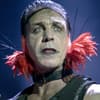 Till Lindemann sieht traurig aus