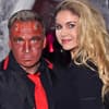 Peter Klein und Yvonne Woelke verkleidet auf einer Halloween-Party