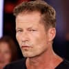 Til Schweiger sieht angespannt aus