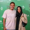 Max Kruse mit Ehefrau Dilara Kruse bei Werder Bremen