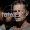 Til Schweiger sieht ernst aus, im Hintergrund ist das "Tatort"-Logo zu erkennen