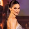 Kendall Jenner auf Laufsteg mit tollen Wimpern