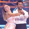 Biyon Kattilathu tanzt bei "Let's Dance" mit Marta Arndt