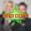 Verena Kerth und Marc Terenzi verschwommen hinter Dschungelcamp-Logo