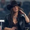 Bella Hadid mit Cowboyhut bei "The American Performance Horseman" in Texas 