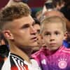 EM 2024: Deutschland-Schottland - Joshua Kimmich mit Sohn 