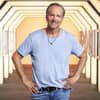 Schauspieler Jochen Horst lächelt bei "Promi Big Brother"