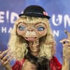 Heidi Klum als Außerirdischer E.T. an Halloween 2024