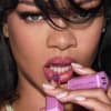 Rihanna mit Glossy Bomb