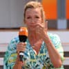 Andrea Kiewel kratzt sich