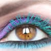 Wimpern in Türkis