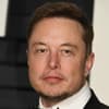 Elon Musk guckt in die Ferne