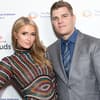 Paris Hilton und Ex-Freund Chris Zylka lächeln leicht