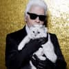 Karl Lagerfeld küsst seine Katze Choupette