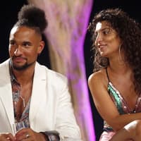 "Bachelor"-Folge 4: David und Chiara unterhalten sich 