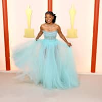 Halle Bailey Oscars 2023 Türkises Kleid