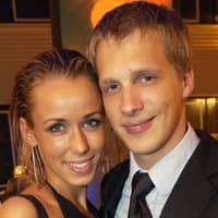 Annemarie Carpendale und Oliver Pocher posieren zusammen