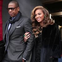 Was für ein Auftritt: Zur Amtseinführung des wiedergewählten US-Präsidenten Barack Obama im Januar 2013 erschienen Jay-Z und Beyoncé Knowles in Washington und stahlen dem "First Couple" fast die Show