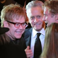 Let's rock! Anfang der Woche trafen sich im New Yorker Waldorf Astoria Elton John, Michael Douglas, Alice Cooper und Co., um die Aufnahme von Musik-Legenden in die Ruhmeshalle des Rock zu feiern