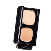 Mattierendes Kompakt-Make-up: "Advanced Hydro-Liquid Compact" von Shiseido, ca. 52 Euro  