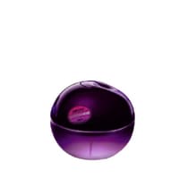 Romantisch: Brombeer-Martini-Cocktail: "DKNY Delicious Night" von DKNY, EdP, 50 ml ca. 50 Euro 